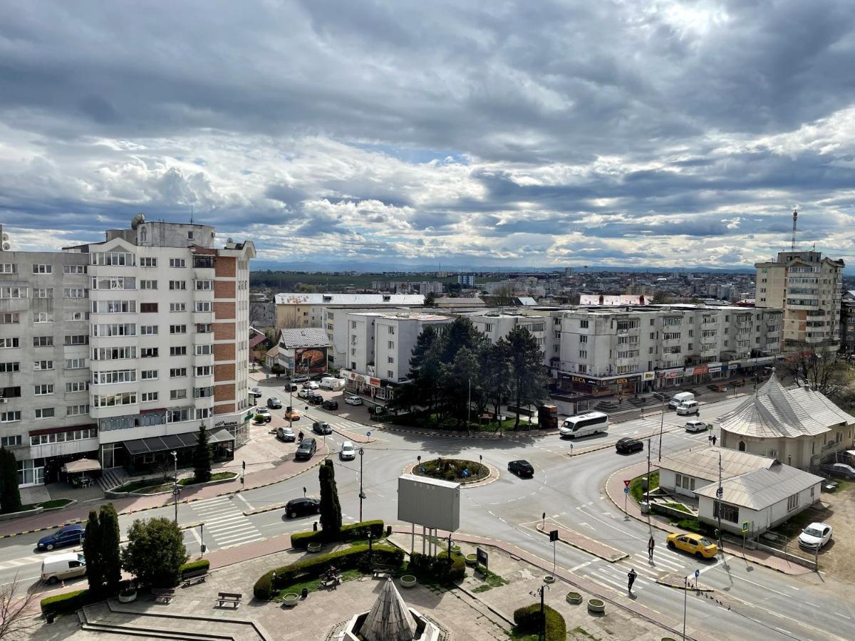 Panoramic M&M Apartment Suceava Exterior photo