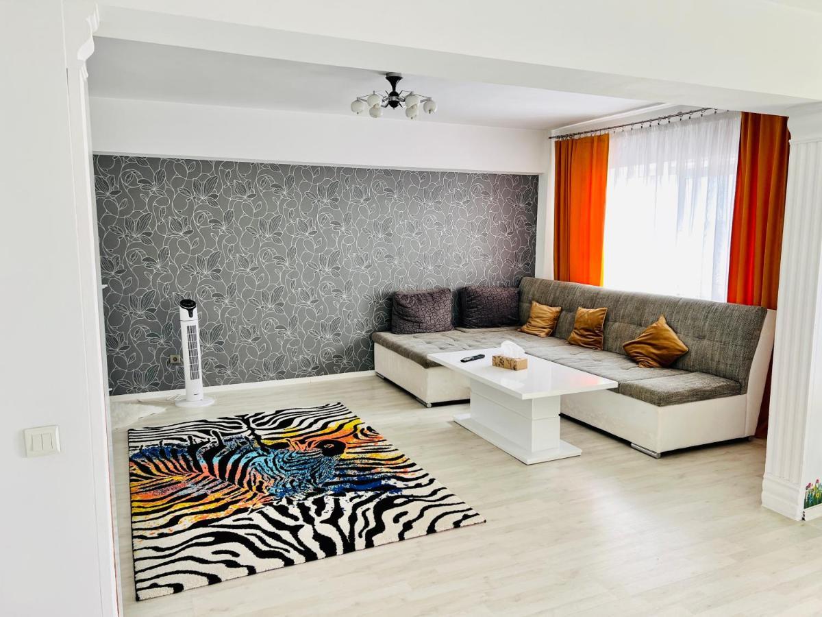 Panoramic M&M Apartment Suceava Exterior photo